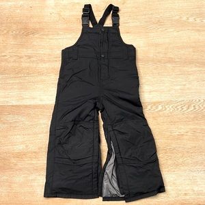 Gap Toddler 3T unisex black snow overalls, worn once. Like New